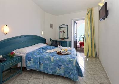 Imagen de la habitación del Hotel Parco Hotel La Rosa. Foto 4