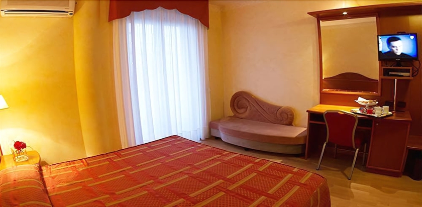 Imagen de la habitación del Hotel Parco Serrone. Foto 3