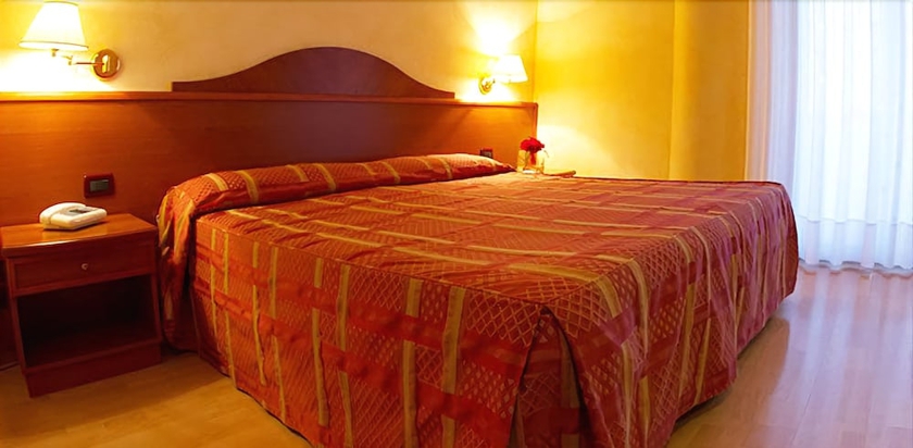 Imagen de la habitación del Hotel Parco Serrone. Foto 5