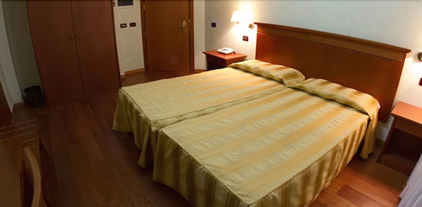 Imagen de la habitación del Hotel Parco Serrone. Foto 8