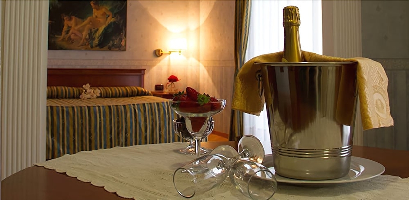 Imagen de la habitación del Hotel Parco Serrone. Foto 18