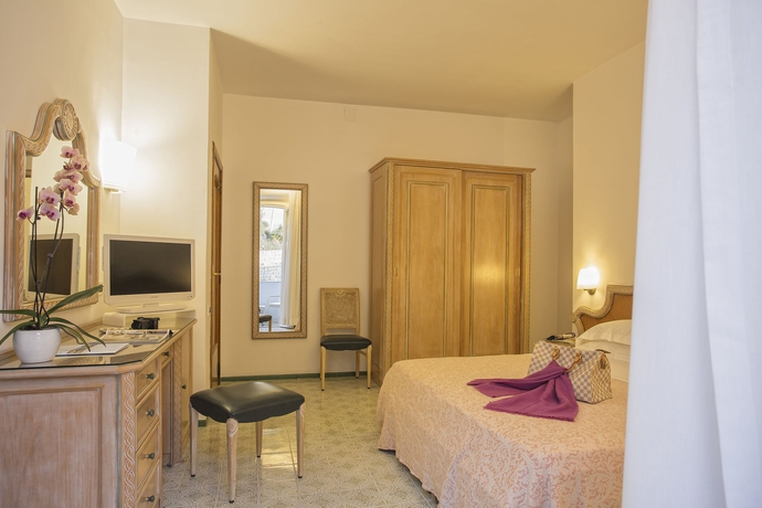 Imagen de la habitación del Hotel Parco Smeraldo Terme. Foto 7