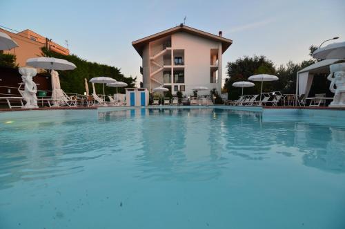 Imagen general del Hotel Parco degli Ulivi, Scerne. Foto 6