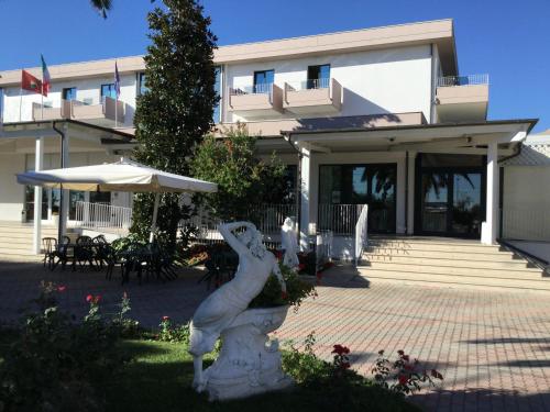 Imagen general del Hotel Parco degli Ulivi, Scerne. Foto 13