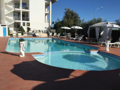 Imagen general del Hotel Parco degli Ulivi, Scerne. Foto 16