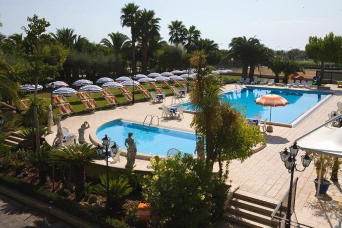 Imagen de la piscina del Hotel Parco dei Principi, Grottammare. Foto 20