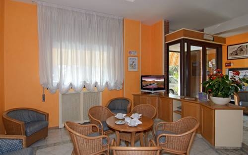 Imagen de los interiores del Hotel Pardini. Foto 16