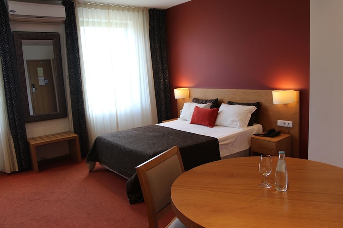 Imagen de la habitación del Hotel Paredes Apartamento. Foto 7