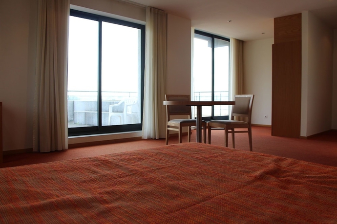 Imagen de la habitación del Hotel Paredes Apartamento. Foto 15