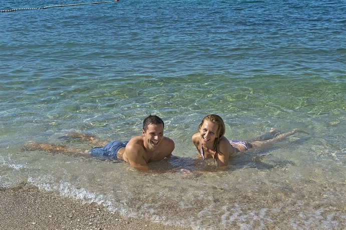 Imagen de los exteriores del Hotel Parentium Plava Laguna. Foto 7