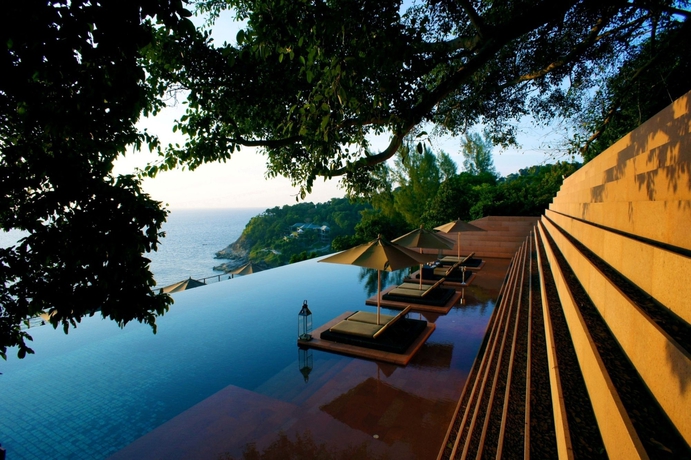Imagen de la piscina del Hotel Paresa Resort Phuket. Foto 8