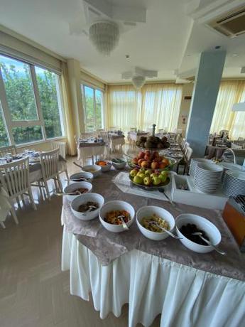 Imagen general del Hotel Pari, Misano Brasile. Foto 12