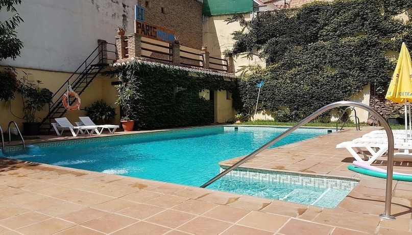 Imagen de la piscina del Hotel París, Lanjarón ( Alpujarra ). Foto 13