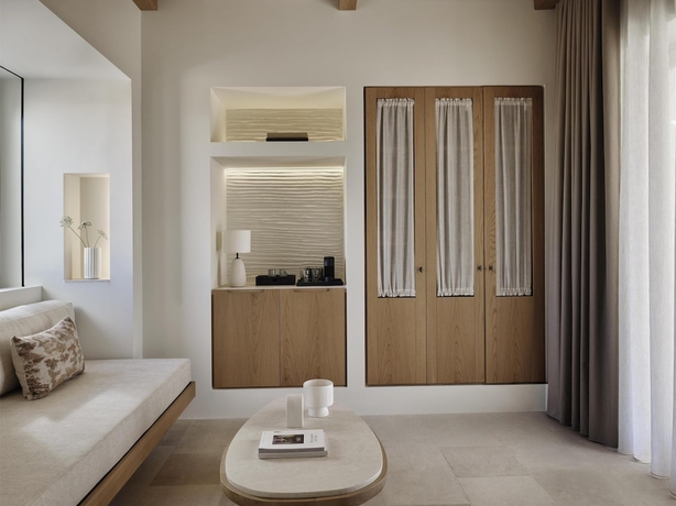 Imagen de la habitación del Hotel Parian Chronicle Paros, Destination by Hyatt. Foto 2