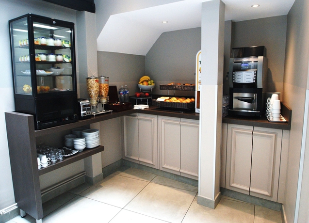 Imagen del bar/restaurante del Hotel Parici Boulogne Billancourt. Foto 2