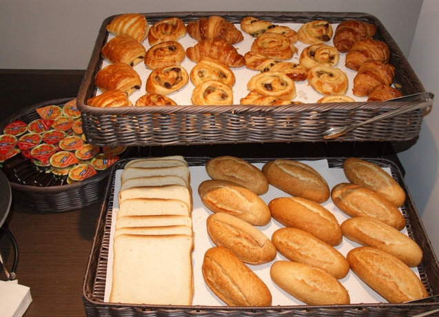 Imagen del bar/restaurante del Hotel Parici Boulogne Billancourt. Foto 8