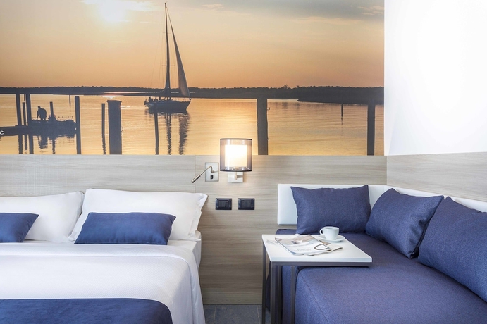 Imagen de la habitación del Hotel Parigi, Bibione. Foto 8