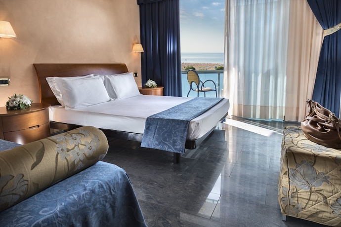 Imagen de la habitación del Hotel Parigi, Bibione. Foto 11