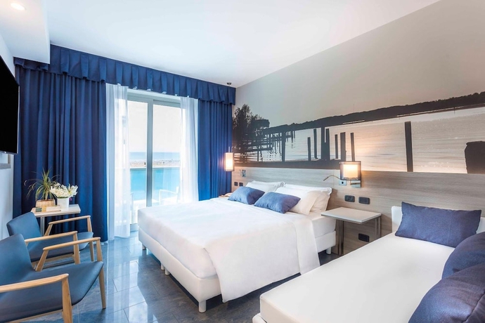 Imagen de la habitación del Hotel Parigi, Bibione. Foto 15