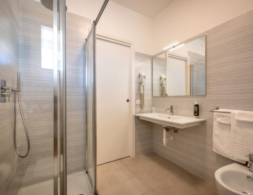Imagen general del Hotel Parigi, Caorle. Foto 10
