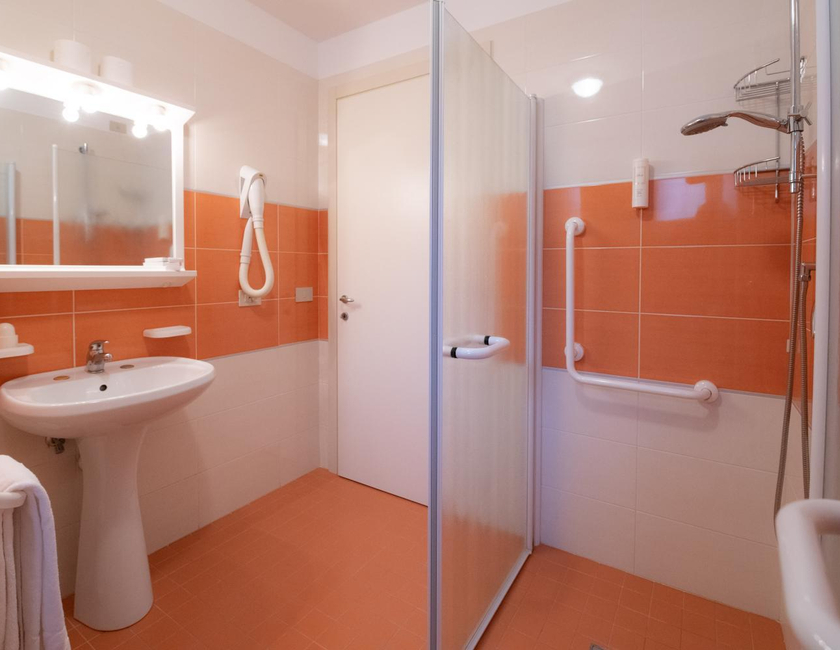 Imagen general del Hotel Parigi, Caorle. Foto 18