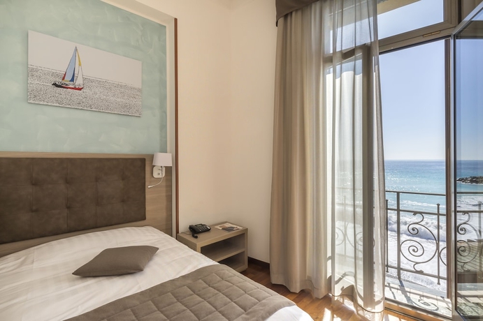 Imagen de la habitación del Hotel Parigi and Spa. Foto 2