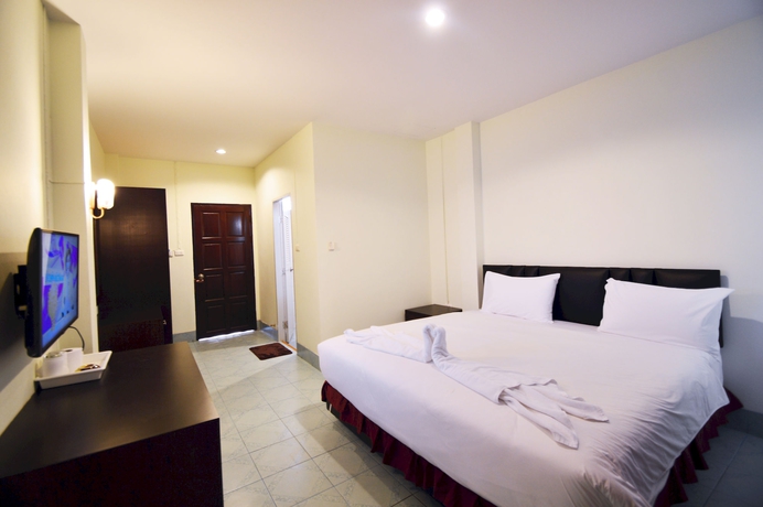 Imagen de la habitación del Hotel Paripas Express Patong. Foto 11