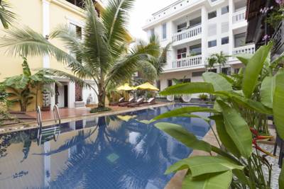 Imagen de la piscina del Hotel Paris Angkor Boutique. Foto 6