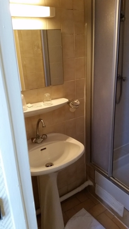 Imagen de la habitación del Hotel Paris Bercy. Foto 8