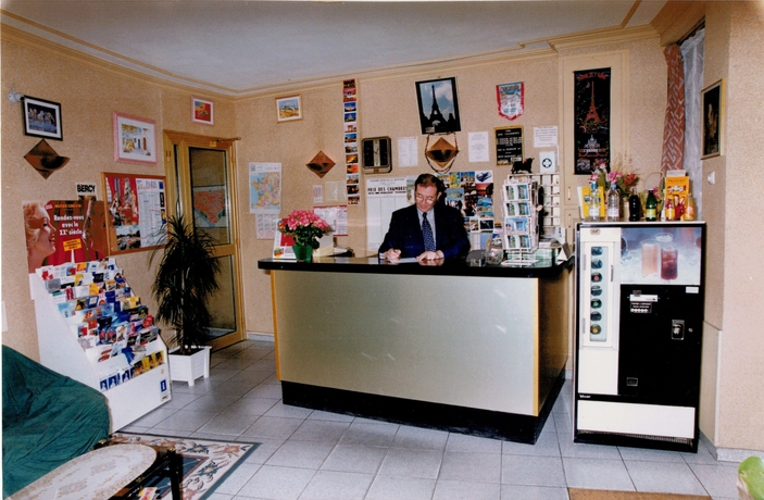 Imagen de los interiores del Hotel Paris Bercy. Foto 9