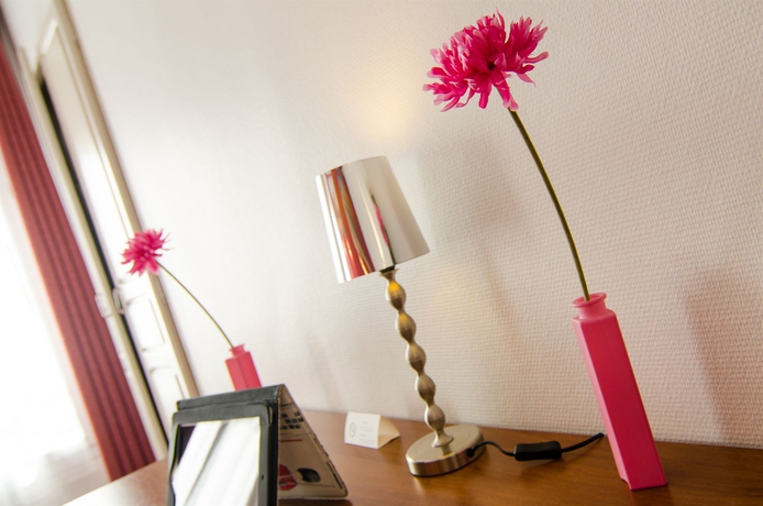 Imagen de los interiores del Hotel Paris Bruxelles. Foto 16