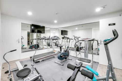 Imagen general del Hotel Paris, CLICHY. Foto 2