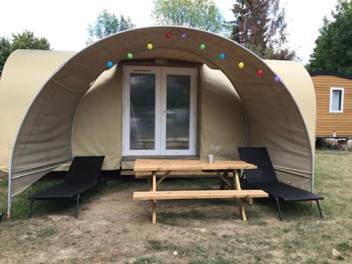 Imagen general del Hotel Paris Camping Ile du Roi. Foto 10