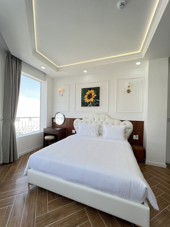 Imagen de la habitación del Hotel Paris, Chau Doc. Foto 10