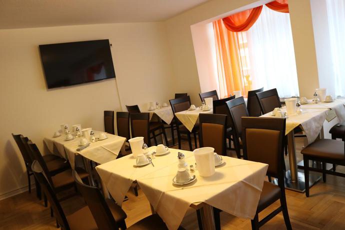 Imagen general del Hotel Paris, Dusseldorf. Foto 3