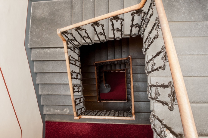 Imagen de los interiores del Hotel Paris, Florencia. Foto 15