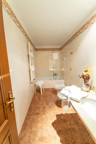 Imagen de la habitación del Hotel Paris, Florencia. Foto 7