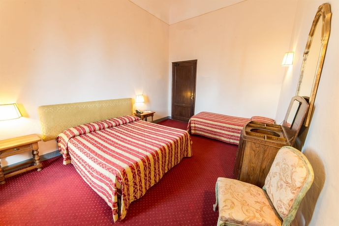 Imagen general del Hotel Paris, Florencia. Foto 2