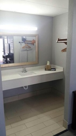 Imagen de la habitación del Hotel Paris Inn. Foto 17