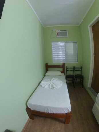 Imagen de la habitación del Hotel Paris, Jundia&iacute;. Foto 16