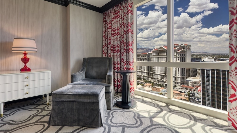 Imagen de la habitación del Hotel Paris Las Vegas Resort and Casino. Foto 7