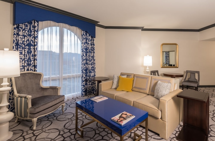 Imagen de la habitación del Hotel Paris Las Vegas Resort and Casino. Foto 8