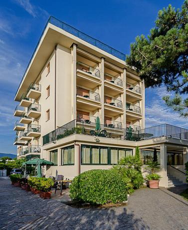 Imagen general del Hotel Paris, Lido Di Camaiore. Foto 2
