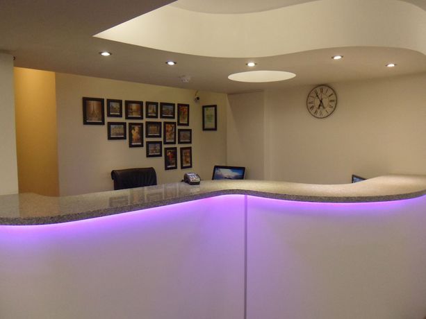 Imagen de los interiores del Hotel Paris Lima. Foto 16