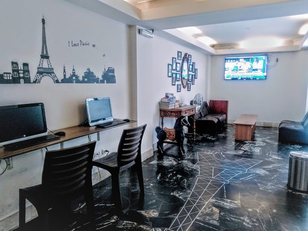 Imagen de los interiores del Hotel Paris Lima. Foto 17