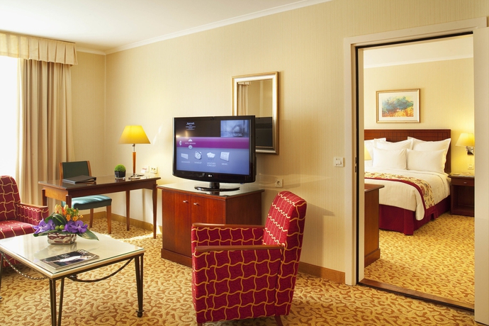 Imagen de la habitación del Hotel Paris Marriott Charles De Gaulle Airport. Foto 7