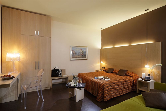Imagen de la habitación del Hotel Paris, Mestre. Foto 6