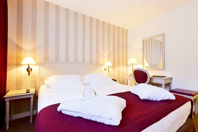 Imagen de la habitación del Hotel Paris Neuilly. Foto 6