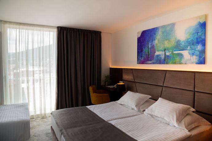 Imagen de la habitación del Hotel Paris, Opatija. Foto 5