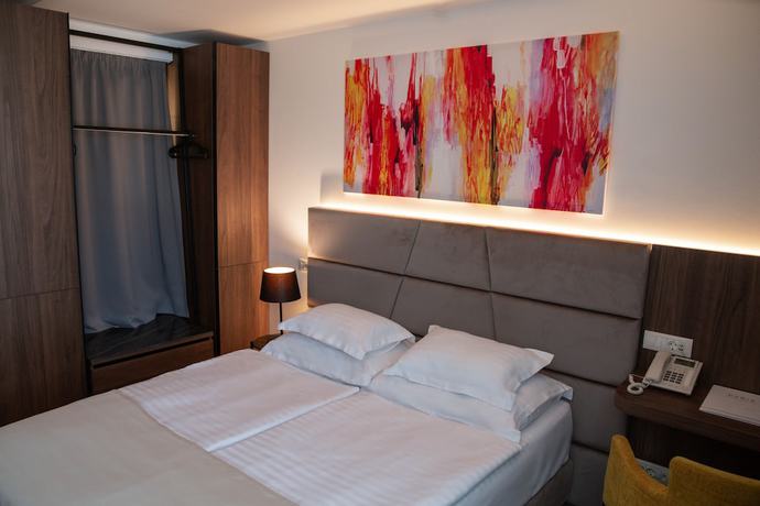 Imagen de la habitación del Hotel Paris, Opatija. Foto 6